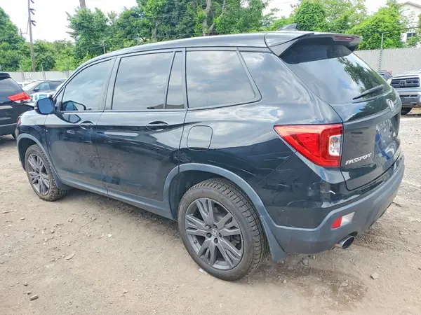 5FNYF8H55LB001831 2020 HONDA PASSPORT - Image 2