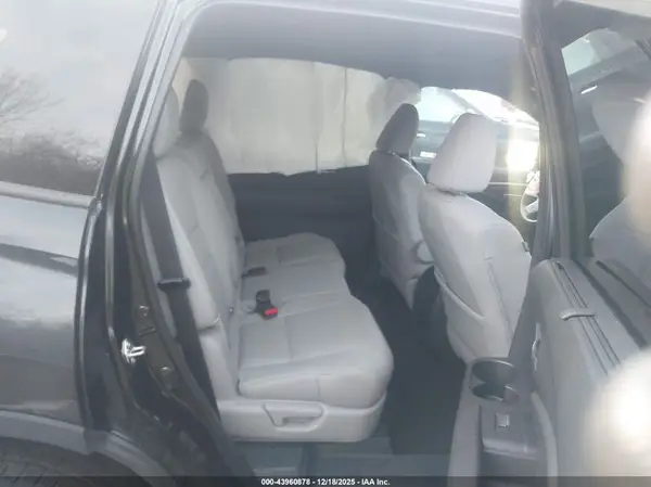 5FNYF8H55LB011534 2020 HONDA PASSPORT - Image 8