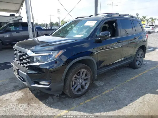 5FNYF8H55NB001167 2022 HONDA PASSPORT - Image 2