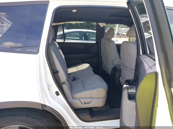 5FNYF8H55NB018678 2022 HONDA PASSPORT - Image 8