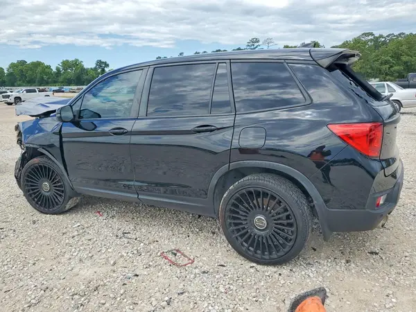 5FNYF8H55NB025596 2022 HONDA PASSPORT - Image 2