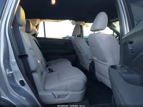 5FNYF8H55PB006663 2023 HONDA PASSPORT - Image 8
