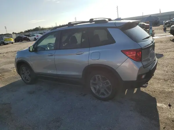 5FNYF8H55PB008414 2023 HONDA PASSPORT - Image 2