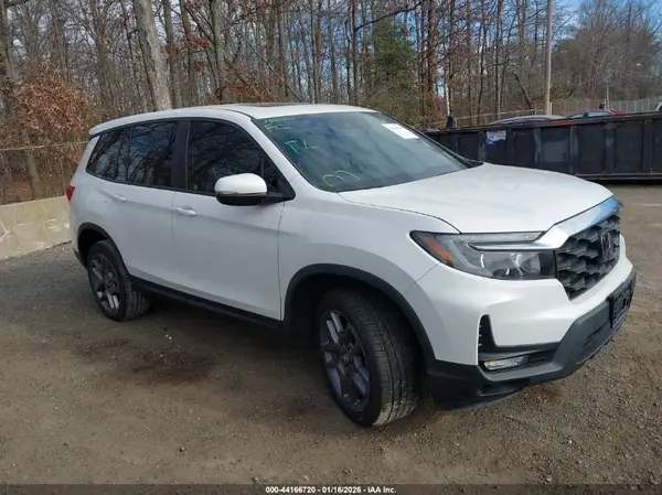 5FNYF8H55PB010258 2023 HONDA PASSPORT - Image 1