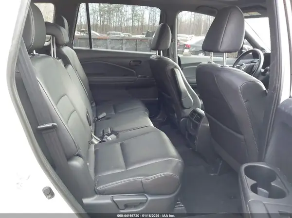 5FNYF8H55PB010258 2023 HONDA PASSPORT - Image 8