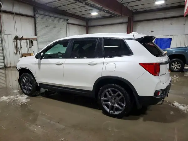 5FNYF8H55PB017260 2023 HONDA PASSPORT - Image 2