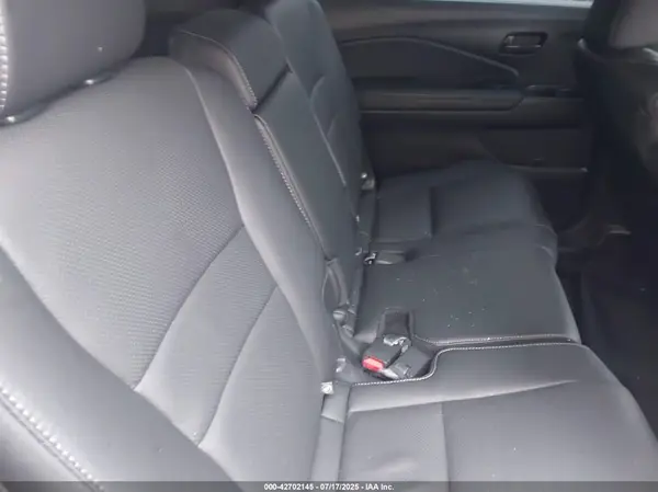 5FNYF8H55PB031949 2023 HONDA PASSPORT - Image 8