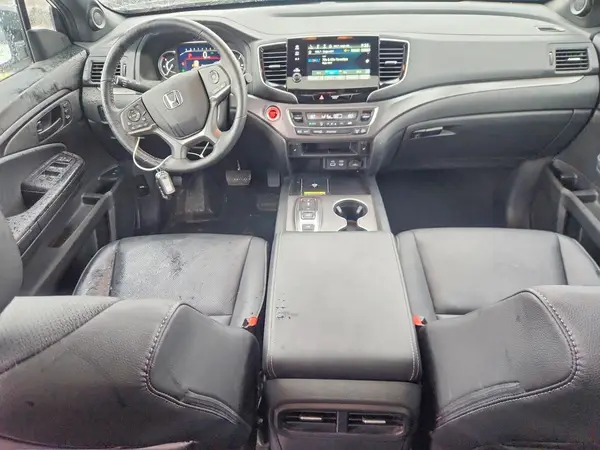 5FNYF8H55RB006584 2024 HONDA PASSPORT - Image 8