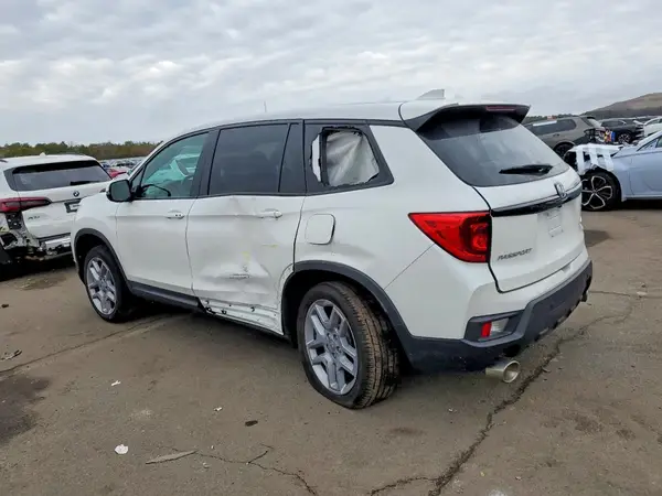 5FNYF8H55SB001276 2025 HONDA PASSPORT - Image 2