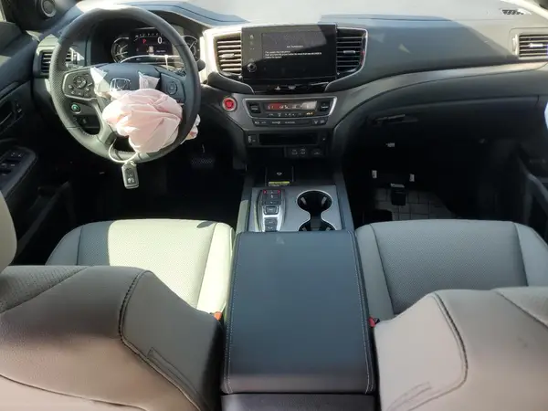 5FNYF8H55SB014545 2025 HONDA PASSPORT - Image 8