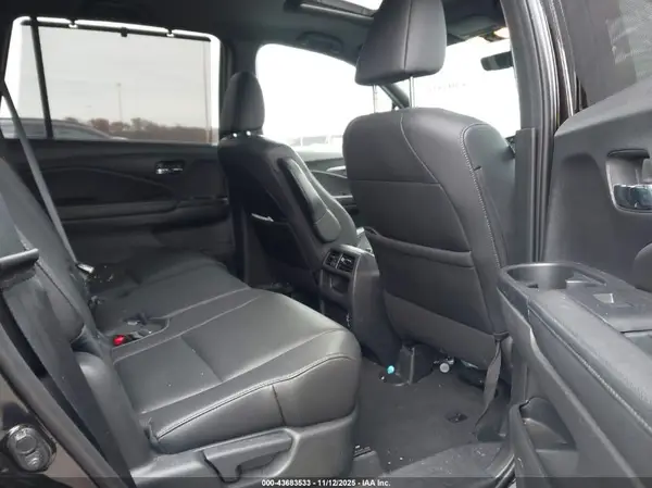 5FNYF8H56KB023027 2019 HONDA PASSPORT - Image 8