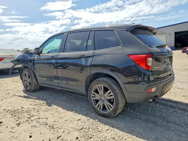 5FNYF8H56KB025215 2019 HONDA PASSPORT - Image 2
