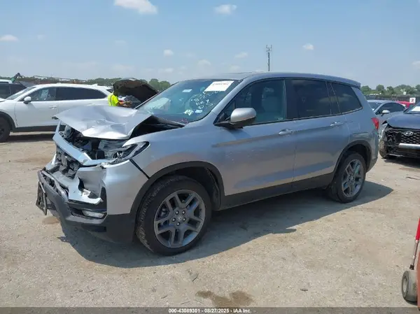 5FNYF8H56NB030824 2022 HONDA PASSPORT - Image 2