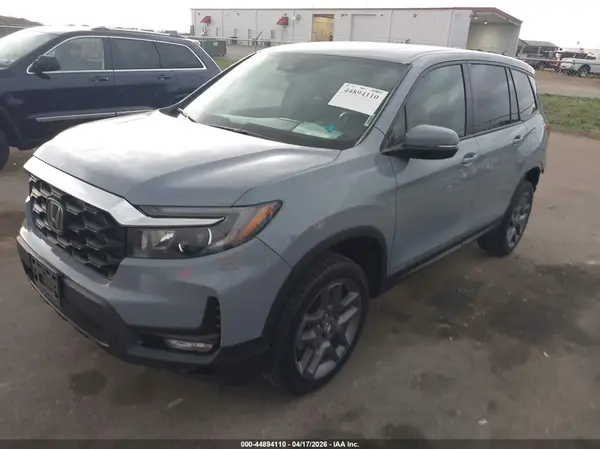5FNYF8H56NB031360 2022 HONDA PASSPORT - Image 2
