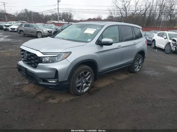 5FNYF8H56PB029448 2023 HONDA PASSPORT - Image 2