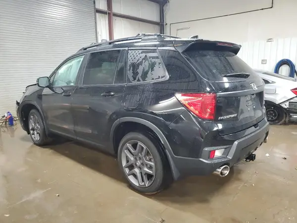 5FNYF8H56PB030230 2023 HONDA PASSPORT - Image 2