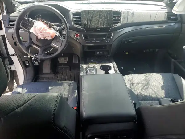 5FNYF8H56SB010911 2025 HONDA PASSPORT - Image 8