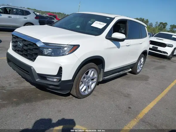 5FNYF8H56SB018667 2025 HONDA PASSPORT - Image 2