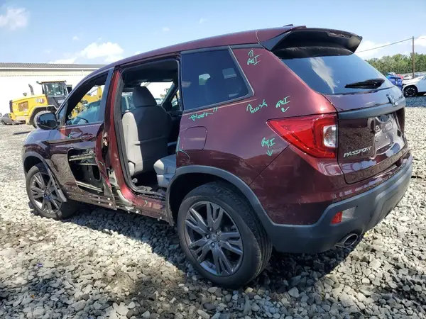 5FNYF8H57KB008164 2019 HONDA PASSPORT - Image 2