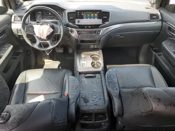 5FNYF8H57KB013994 2019 HONDA PASSPORT - Image 8