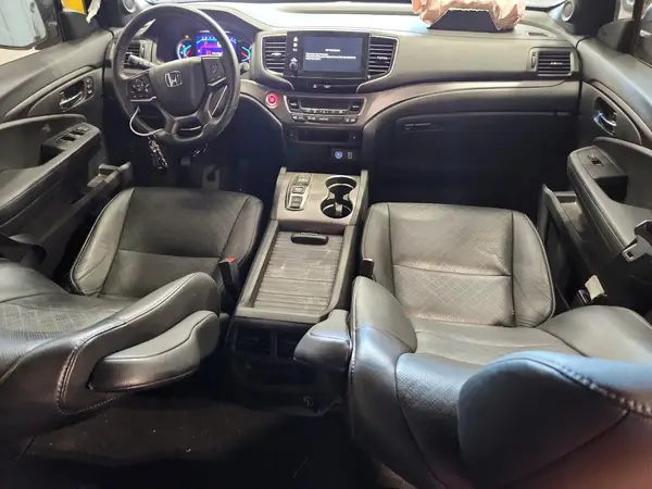 5FNYF8H57KB030519 2019 HONDA PASSPORT - Image 8