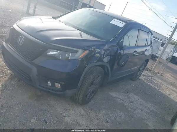 5FNYF8H57LB009624 2020 HONDA PASSPORT - Image 2