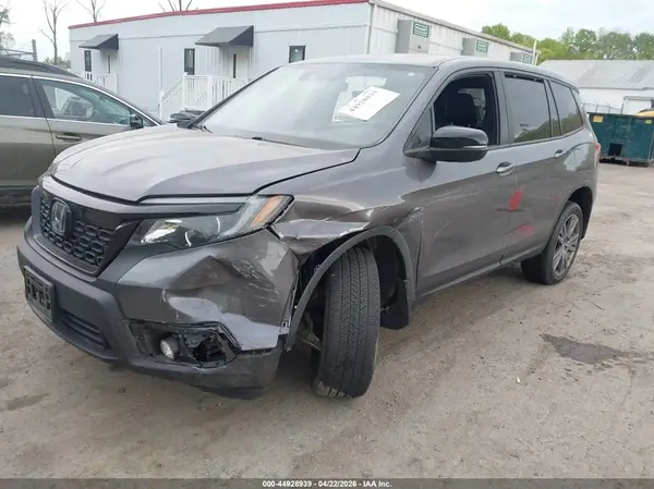 5FNYF8H57LB018842 2020 HONDA PASSPORT - Image 2