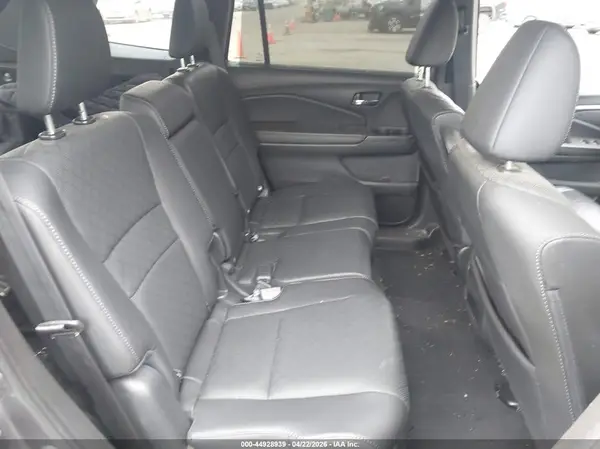 5FNYF8H57LB018842 2020 HONDA PASSPORT - Image 8