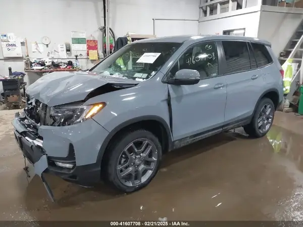 5FNYF8H57NB000098 2022 HONDA PASSPORT - Image 2