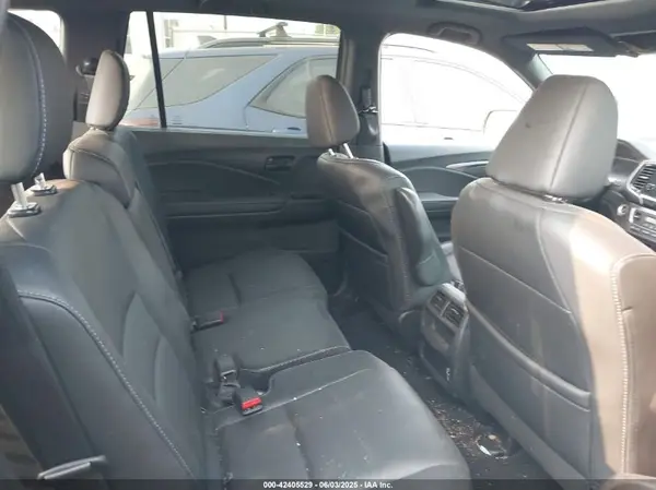 5FNYF8H57NB003633 2022 HONDA PASSPORT - Image 8