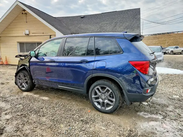 5FNYF8H57NB018889 2022 HONDA PASSPORT - Image 2