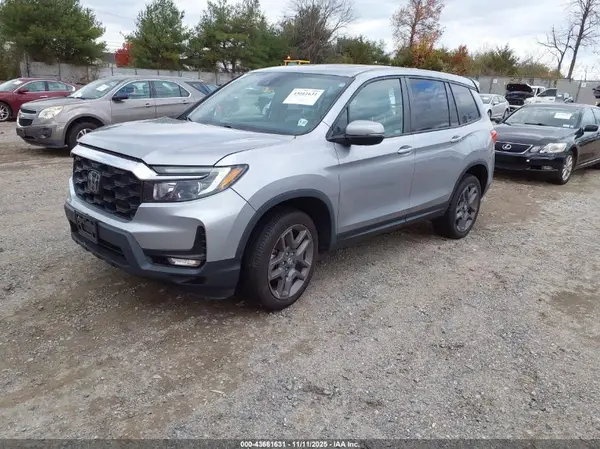 5FNYF8H57NB022456 2022 HONDA PASSPORT - Image 2