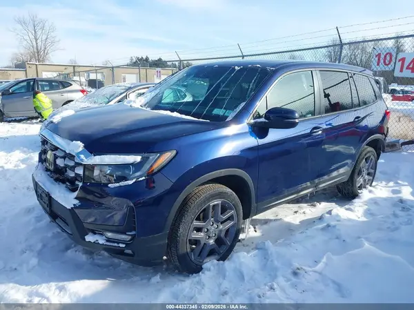 5FNYF8H57NB023087 2022 HONDA PASSPORT - Image 2