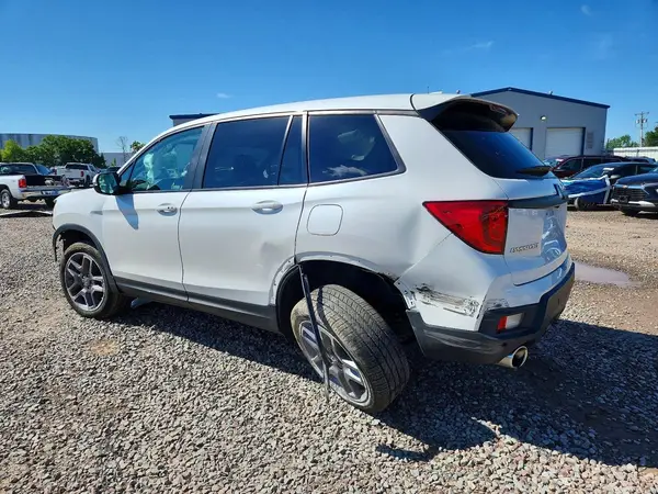 5FNYF8H57PB002758 2023 HONDA PASSPORT - Image 2