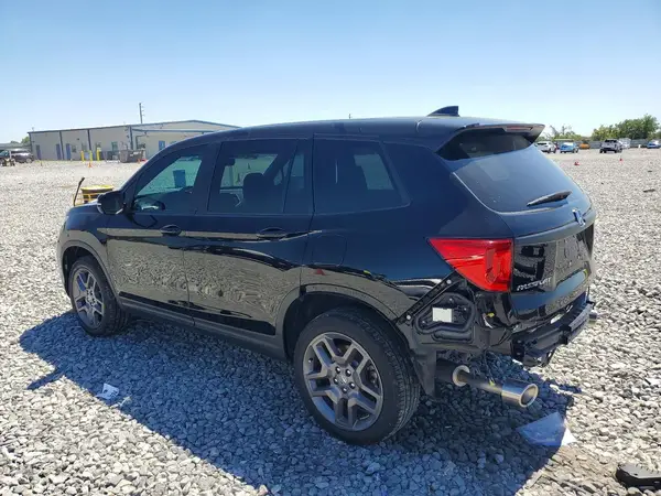 5FNYF8H57PB005630 2023 HONDA PASSPORT - Image 2