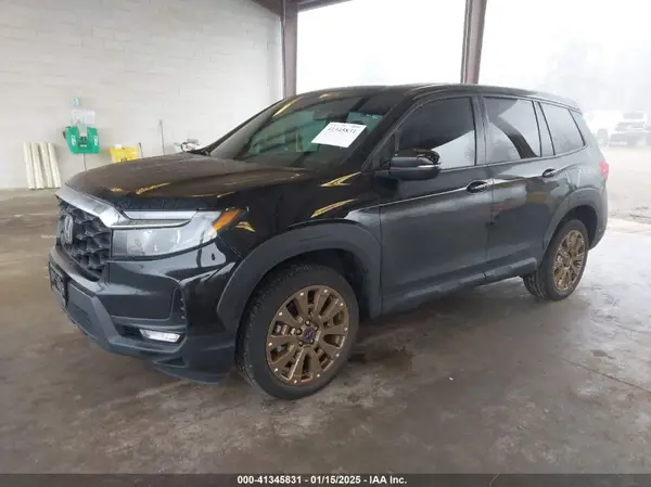5FNYF8H57PB015431 2023 HONDA PASSPORT - Image 2