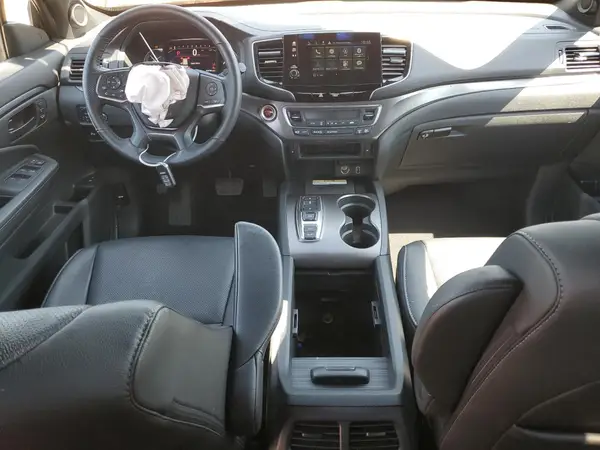 5FNYF8H57PB020614 2023 HONDA PASSPORT - Image 8