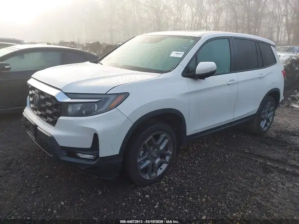 5FNYF8H57PB039406 2023 HONDA PASSPORT - Image 2