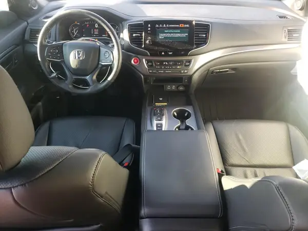 5FNYF8H57RB016369 2024 HONDA PASSPORT - Image 8