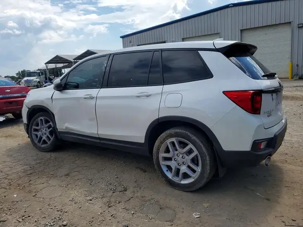 5FNYF8H57RB018459 2024 HONDA PASSPORT - Image 2