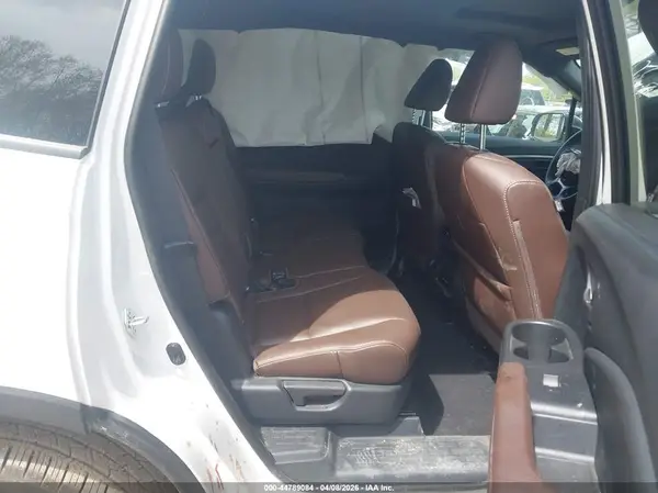 5FNYF8H57RB021314 2024 HONDA PASSPORT - Image 8