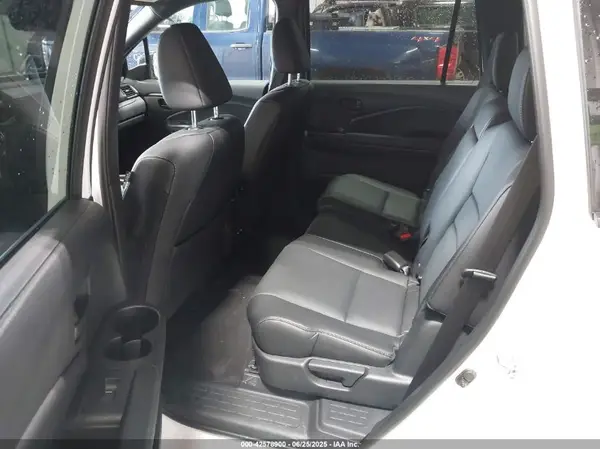 5FNYF8H57SB009931 2025 HONDA PASSPORT - Image 8