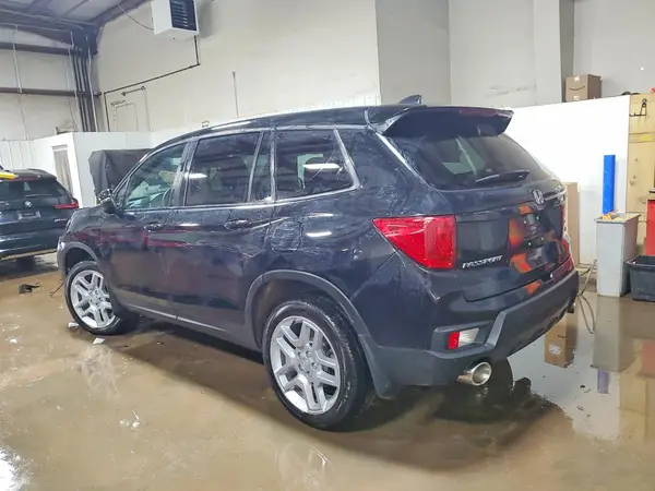 5FNYF8H57SB012764 2025 HONDA PASSPORT - Image 2