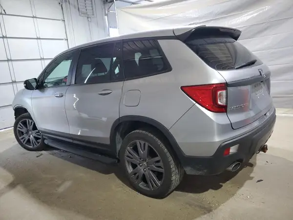 5FNYF8H58KB018346 2019 HONDA PASSPORT - Image 2