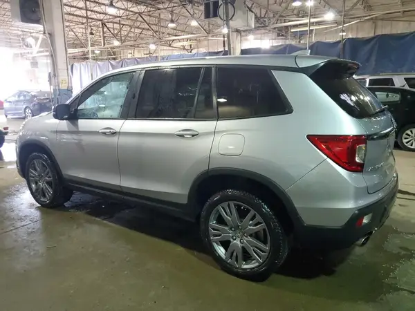 5FNYF8H58KB027144 2019 HONDA PASSPORT - Image 2