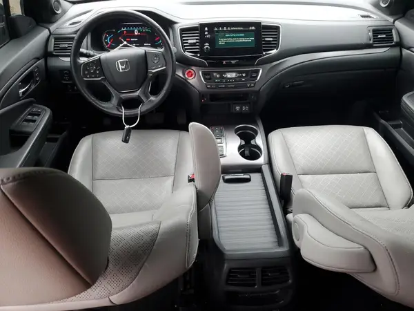 5FNYF8H58LB008398 2020 HONDA PASSPORT - Image 8
