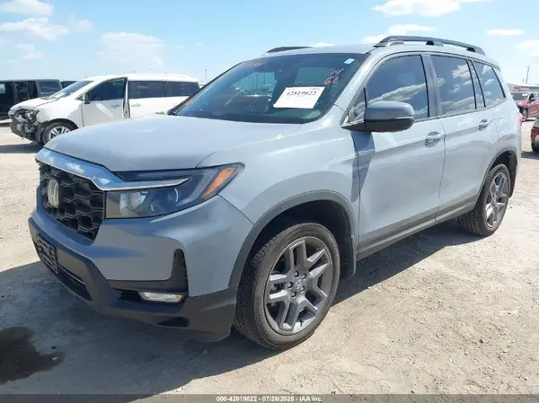 5FNYF8H58NB030274 2022 HONDA PASSPORT - Image 2