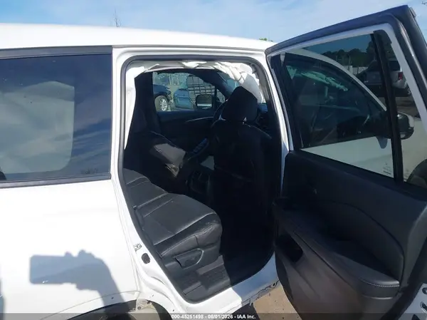 5FNYF8H58PB022811 2023 HONDA PASSPORT - Image 8