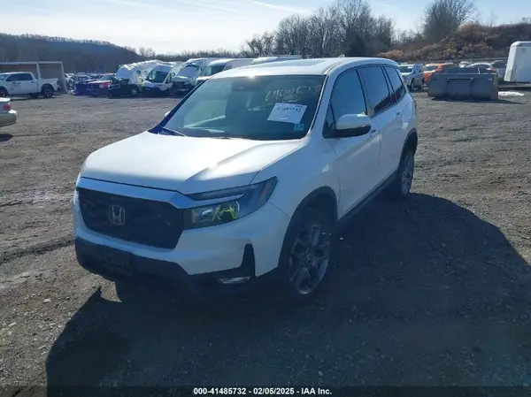 5FNYF8H58PB033596 2023 HONDA PASSPORT - Image 2