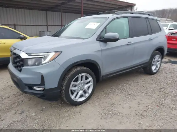 5FNYF8H58SB009064 2025 HONDA PASSPORT - Image 2